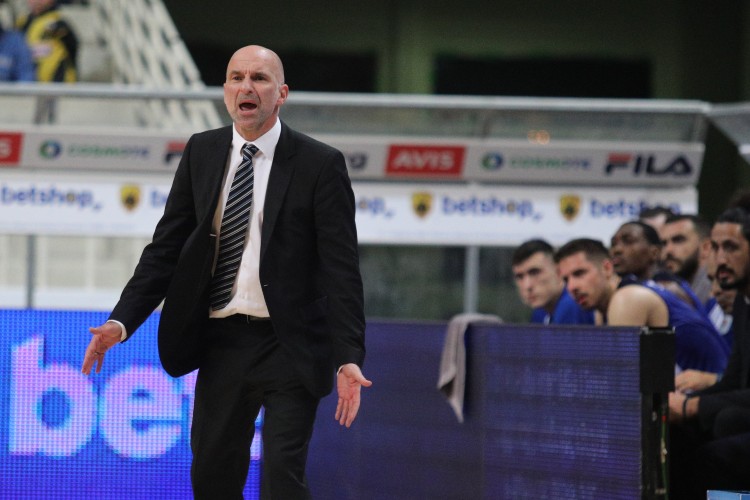 Καντζούρης: «Ρωτήστε τη διοίκηση της ΑΕΚ γιατί δεν έγινα head coach»